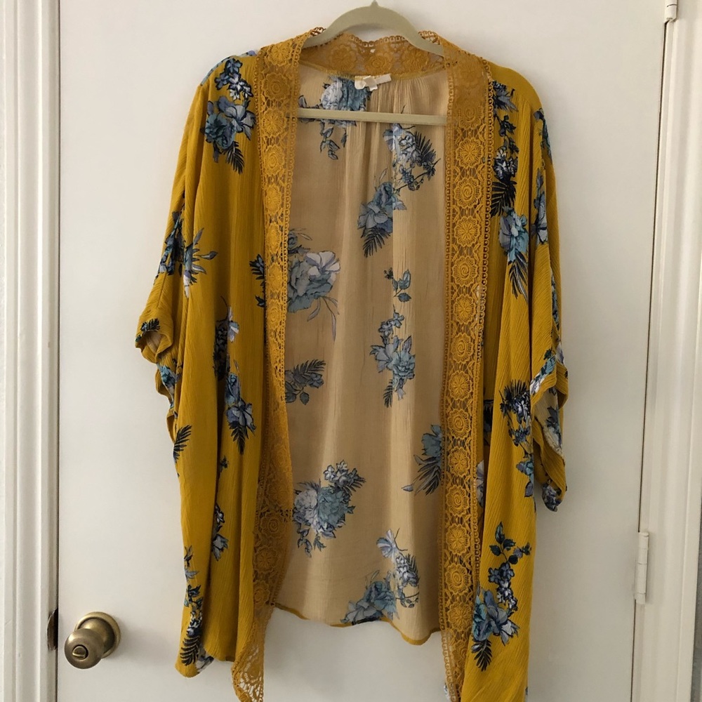 Crepe Mustard Lace Trim Kimono | PLUS